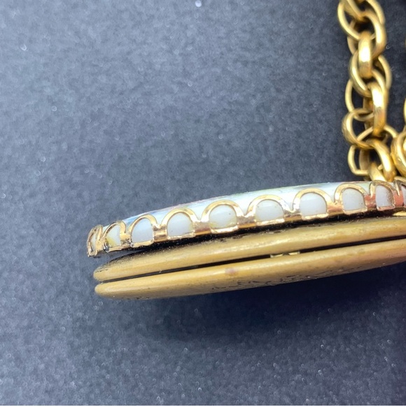 Floral Pendant Necklace in Gold Tone - Picture 6 of 9